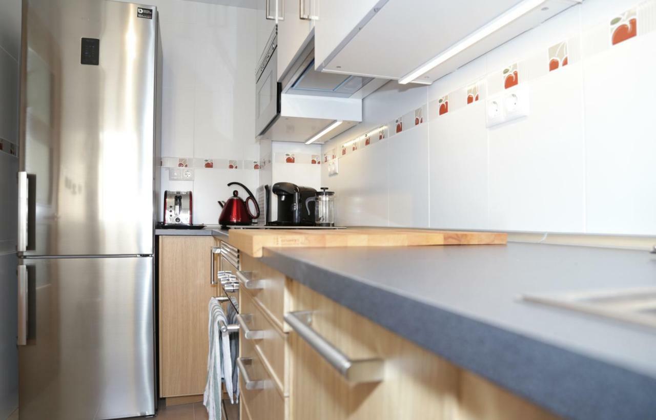 Quiet, Modern Apartment アリカンテ エクステリア 写真