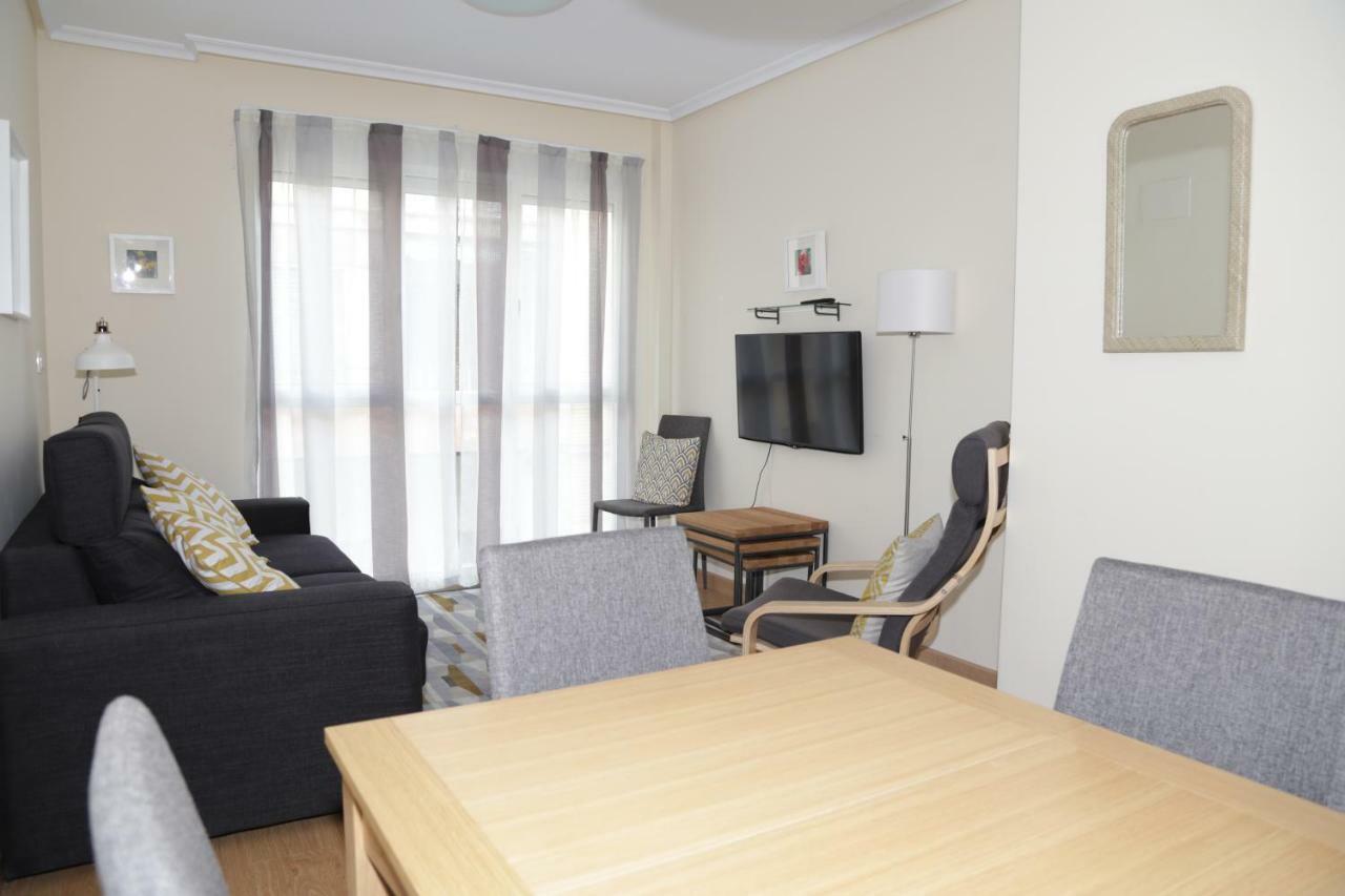 Quiet, Modern Apartment アリカンテ エクステリア 写真